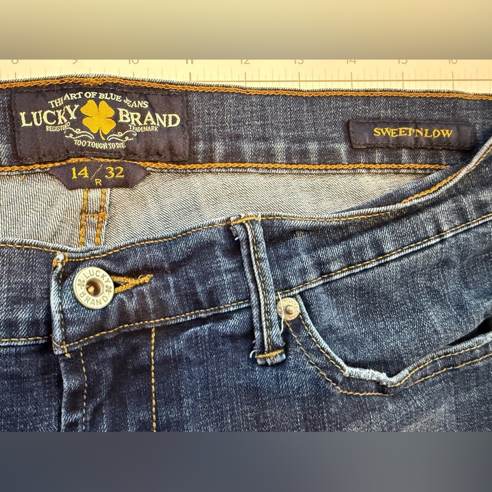 Lucky Brand Sweet N Low Women's Dark Wash Bootcut Jeans - Picture 2 of 10